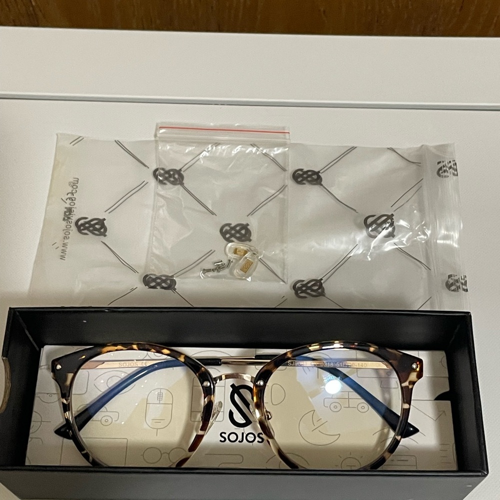 Tortoise Shell Glasses